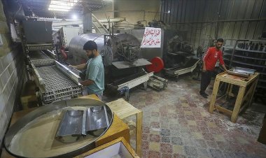 Gazze'de, kısıtlı miktardaki unun tükenmesiyle ekmek üretimi yeniden durdu