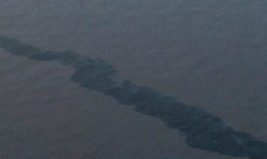 Hindistan'ın güneybatı açıklarında batan gemi kimyasal madde endişesine yol açtı