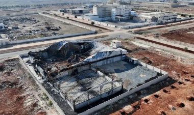 Siyonist İsrail Suriye'ye hava saldırıları düzenledi