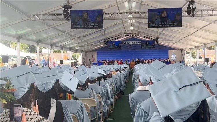 Columbia Üniversitesi’nde, “Mahmud’a özgürlük, Gazze’ye adalet” sloganları yankılandı