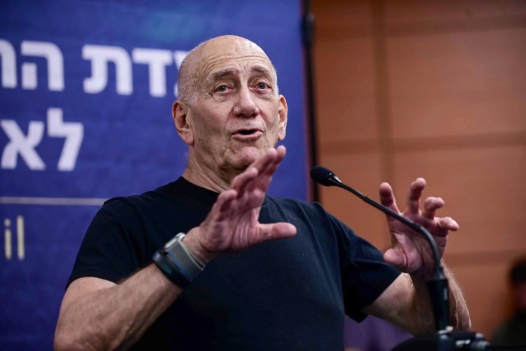 Siyonist Olmert'ten itiraf gibi sözler: Gazze'deki eylemler savaş suçuna yakın