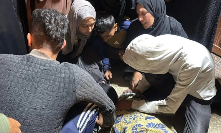 İsrail Gazze'de sivilleri hedef aldı: Çoğu çocuk en az 8 şehit, onlarca yaralı