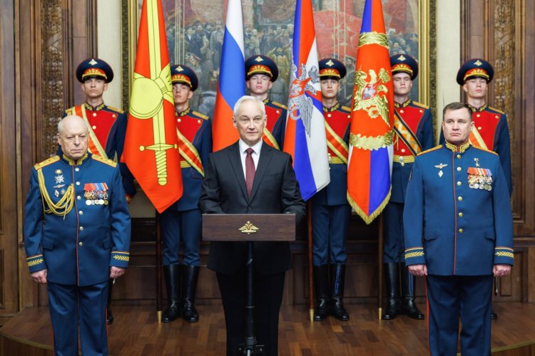 Rusya: NATO, Avrupa'da askeri varlığını artırmak için Ukrayna krizini kullanıyor