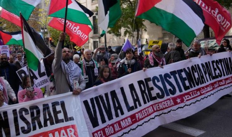 Gazze'deki olayları 'insanlık dışı' olarak niteleyen Barselona Belediyesi, İsrail ile ilişkileri kesti