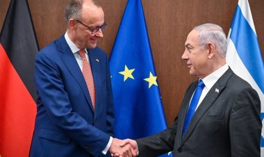 Almanya bir yandan İsrail’e silah veriyor, diğer yandan Netanyahu’dan Gazze’ye yardım istiyor