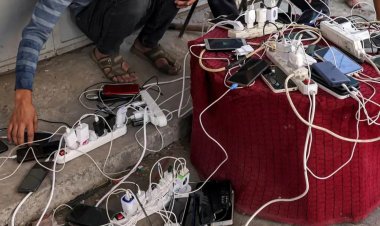 Gazze'de internet ve sabit hat hizmetleri tamamen kesildi