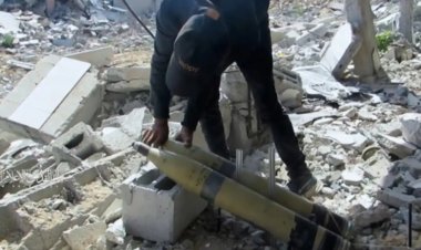 Gazze direnişi, işgalci İsrail'in kuzey ve güneydeki yığınaklarını vurdu