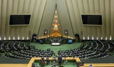 İran Meclisi, Uluslararası Atom Enerjisi Ajansı ile iş birliğini askıya aldı