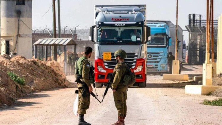 İşgalci İsrail, sağlık yardımı yüklü 3 bin tırın Gazze'ye girişini engelliyor
