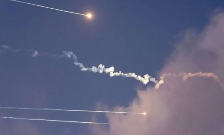 İran'dan, siyonist işgalci İsrail'e yeni füze dalgası