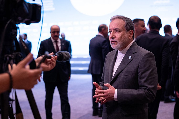 İran Dışişleri Bakanı: ABD'nin saldırılarının kalıcı sonuçları olacak