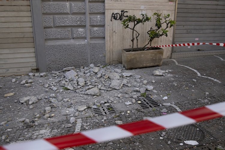 İtalya'nın Campi Flegrei bölgesinde 4,6 büyüklüğündeki deprem korkuttu