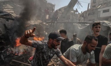 Haaretz: İsrail, Gazze'de yardım bekleyen Filistinlilere topçu ateşi açtığını kabul etti