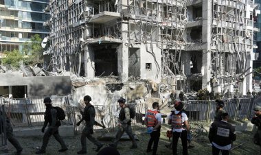 İran: İsrail'e attığımız 2 binden fazla füze ve İHA'nın çoğu hedefini başarıyla vurdu