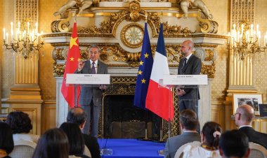 Çin’den Paris’te küresel mesaj:  Büyük devletler krizler karşısında sorumluluk almalı