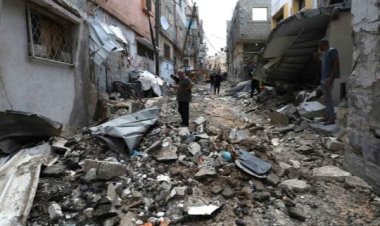 İşgalci İsrail, Tulkerim Mülteci Kampı'nda Filistinlilere ait evleri yıkmaya devam ediyor