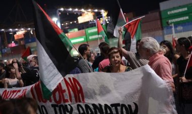 Yunanistan'da İsrail'e askeri malzeme götürülmesini engellemek için eylem yapıldı