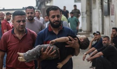 Katil İsrail aralarında çocukların da bulunduğu 53 Filistinliyi katletti