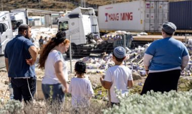 Yahudi çeteler, Gazze'ye gelen onbinlerce ton yardımı imha etti