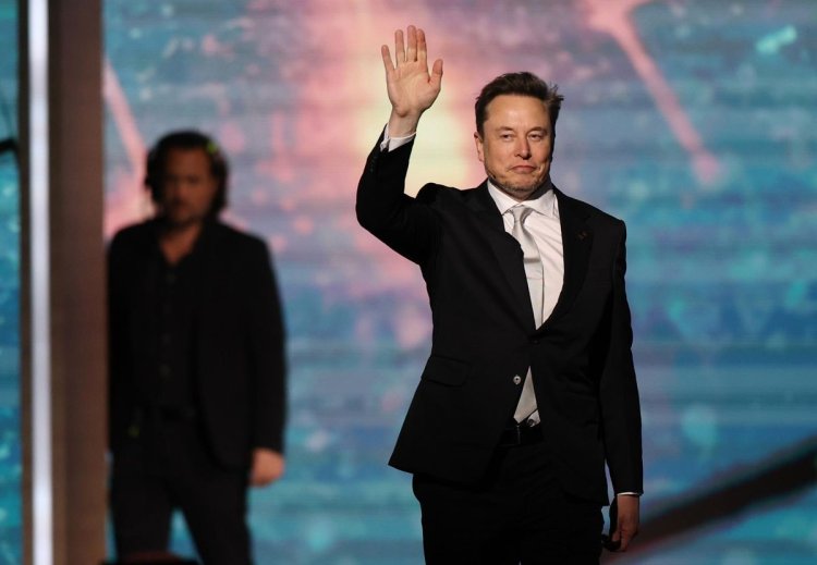 Trump'la ters düşen Musk Amerikan Partisi'ni kurdu