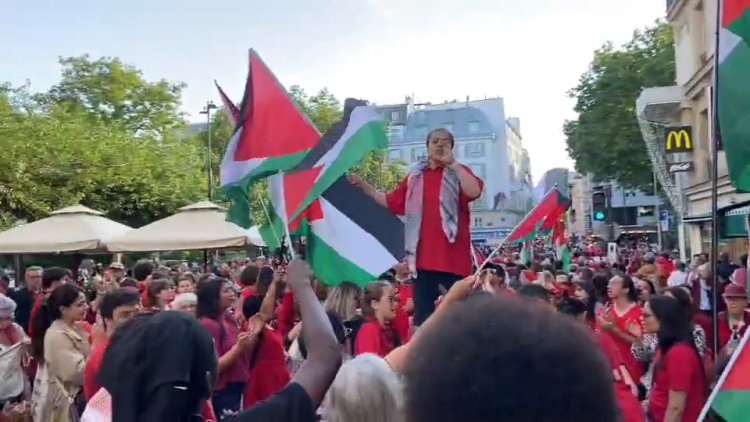 Paris’te binlerce kişiden Gazze için “Kırmızı Hat” eylemi: “Soykırım sürüyor, hükümetler sessiz”