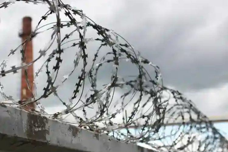 İtalya, cezaevlerini boşaltmak için 10 bin kişiyi tahliye edecek