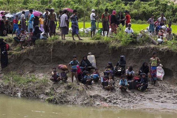 Hindistan yüzlerce Müslüman'ı hukuka aykırı şekilde Bangladeş'e sınır dışı etti