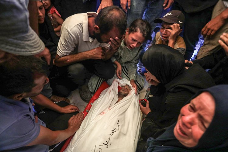 Gazze'de şehit sayısı 59 bin 676’ya yükseldi