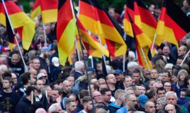 Almanların çoğunluğu olası ülke savunmasında eline silah almak istemiyor