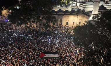 İstanbul’da "Gazze'ye Umut Işığı Ol" yürüyüşü düzenlendi