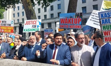 İngiltere’de Müslümanlar Hindutva Hindistanı ve Siyonist İsrail’i protesto etti