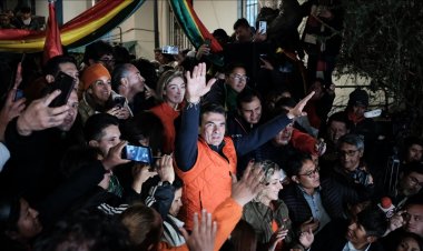 Bolivya'daki devlet başkanı seçimi, solun 20 yıllık iktidarına son verdi