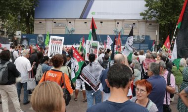 Paris’te Gazze’ye dayanışma mitingi: “İşgal ve kıtlığa karşı ayağa kalk”