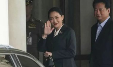 Tayland Başbakanı Shinawatra görevden alındı