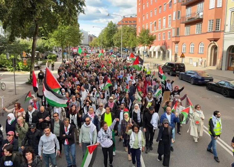 Soykırımcı İsrail'e İsveç'te protesto: Gıda kıtlığına son verilsin