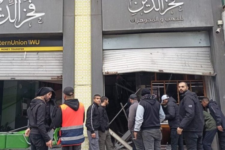 İşgalci İsrail, Ramallah'taki döviz bürosundan 450 bin dolar çaldı