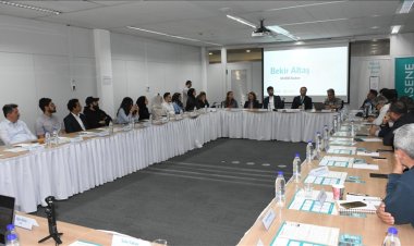 Gazze'deki insanların ruh sağlığını desteklemek için oluşturulan dijital uygulama Köln'de tanıtıldı