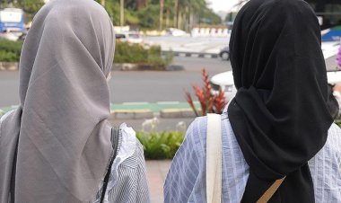 Avusturya'da hükümet, 14 yaş altındakiler için okullarda başörtüsü yasağı konusunda anlaştı