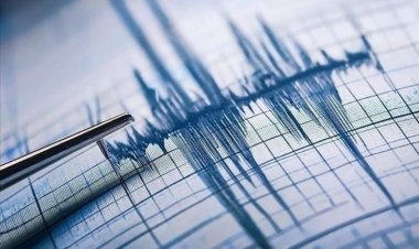 Rusya'nın doğusundaki Kamçatka Yarımadası'nda 7,4 büyüklüğünde deprem