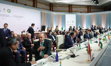 Cumhurbaşkanı Erdoğan'dan Katar'daki zirvede İsrail'e karşı 'caydırıcı savunma' vurgusu