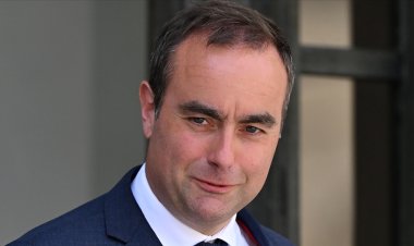 Fransa'da solcular, yeni Başbakan Lecornu ile hükümet kurmaya yanaşmıyor