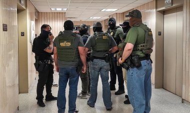 ABD'nin California eyaletinde Göçmenlik ve Gümrük Muhafaza Dairesi görevlilerine maske yasağı