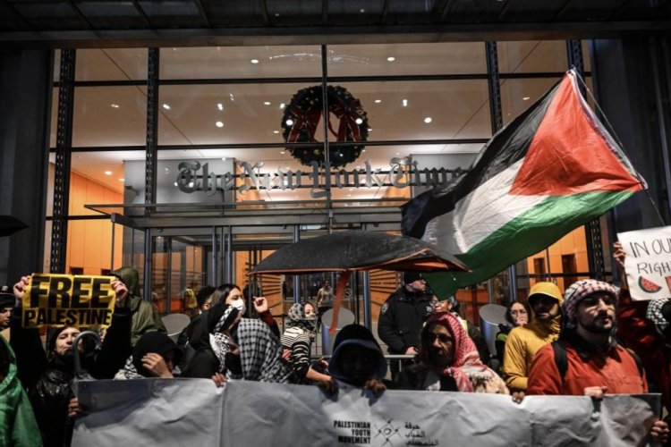 New York Times: İsrail'in Gazze'deki yayın yasağı savunulamaz