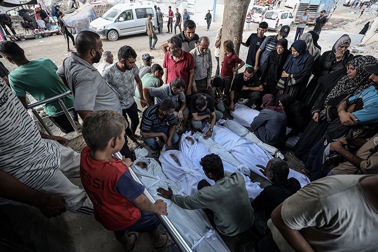 Siyonist İsrail'in Gazze'ye saldırılarında şehit sayısı 64 bin 905'e ulaştı