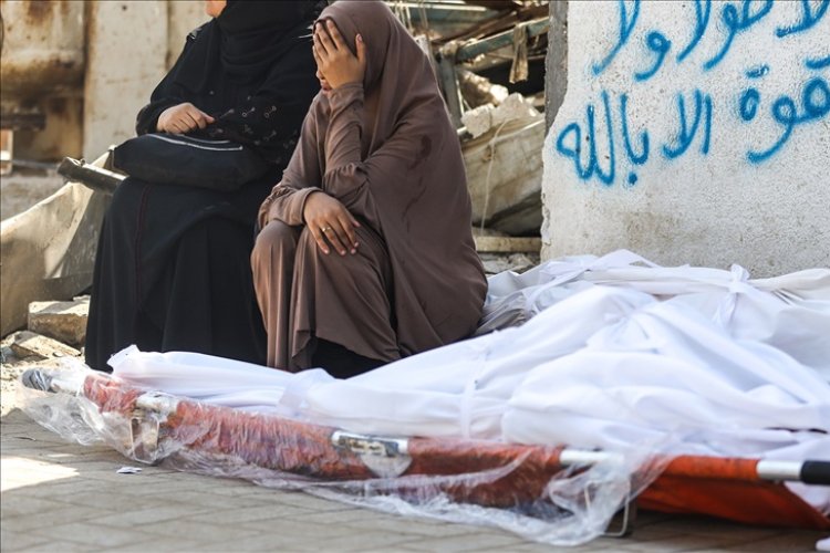 Katil İsrail'in Gazze Şeridi'ne düzenlediği saldırılarda 99 Filistinli şehit oldu