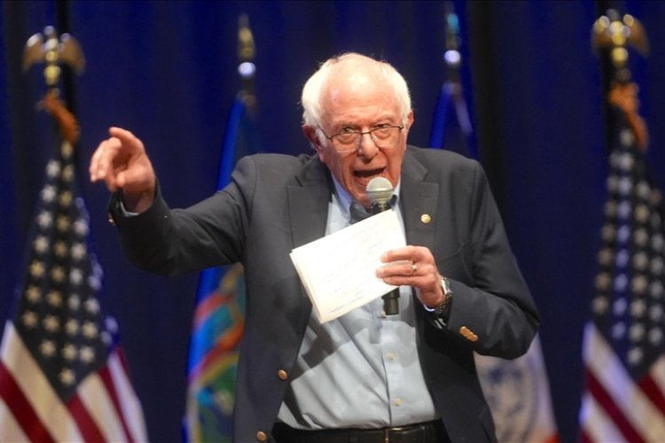 ABD'li Senatör Sanders, İsrail'in Gazze'deki katliamlarını 'soykırım' olarak nitelendirdi