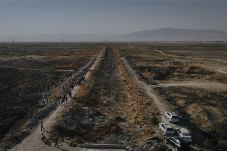 Suriye'nin başkenti Şam'da tespit edilen toplu mezardan 75 ceset daha çıkarıldı