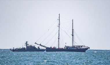 İşgalci İsrail'in Küresel Sumud Filosu'nda alıkoyduğu 4 Fransız milletvekili açlık grevine başladı