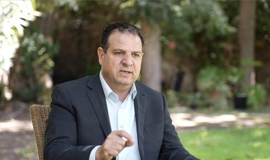 İşgalci İsrail'in parlamentosunda Trump'ı protesto eden Milletvekili Avde: Kral çıplak, dedik