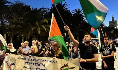 İspanya’nın Malaga kentinde Gazze ile dayanışma eylemi